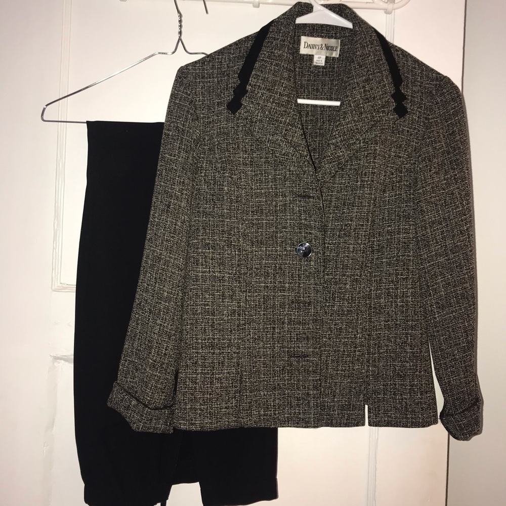 2 piece suit